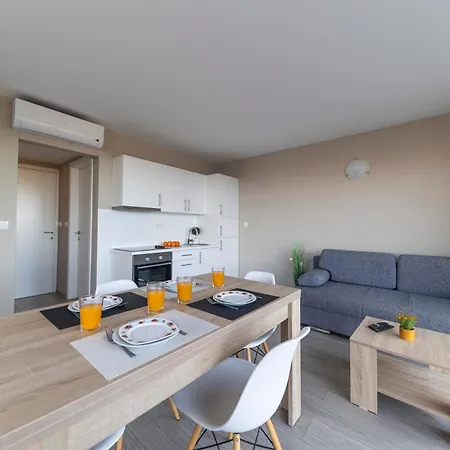Modern Sea View With One Bedroom And Kitchen